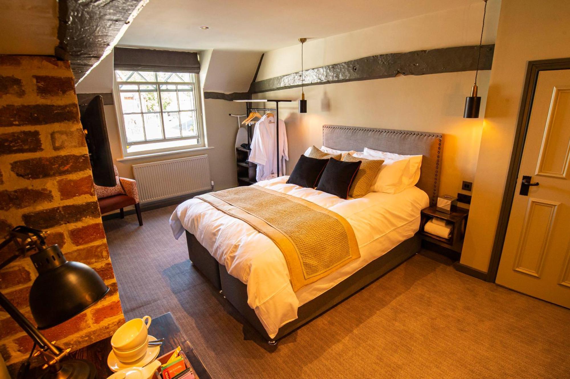 Kings Arms Hotel Stansted Mountfitchet Habitación foto